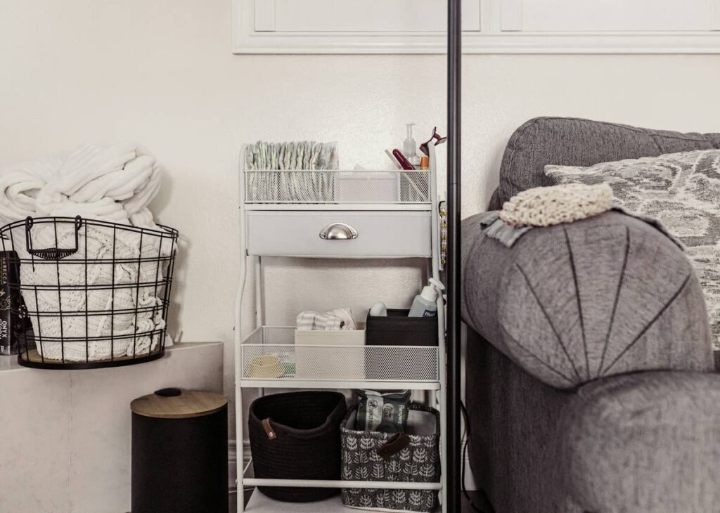 Why Your Makeup Chaos Needs a Beauty Organization Stand—And How to Pick the *Right* One