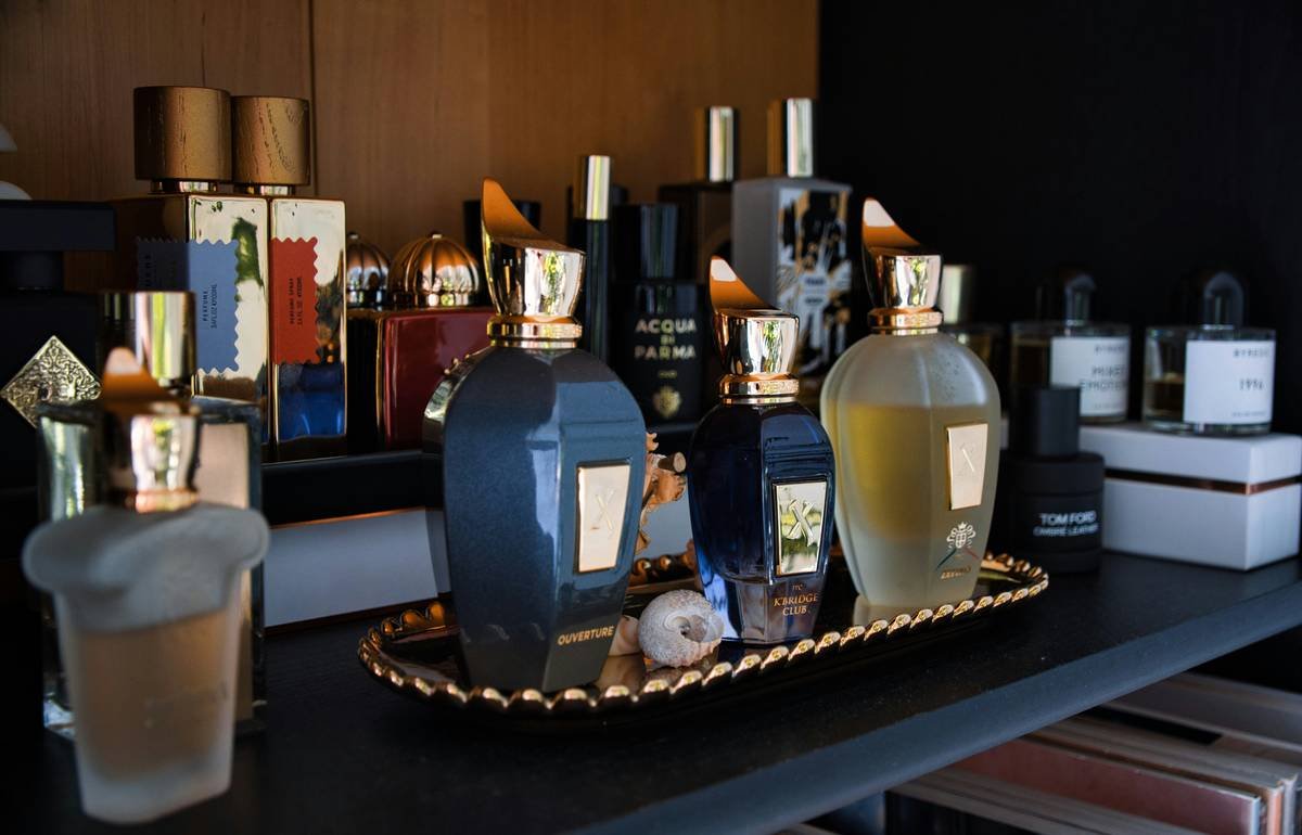 Why Your Makeup Deserves a Beauty Storage Shelf (And How to Pick the Perfect One)